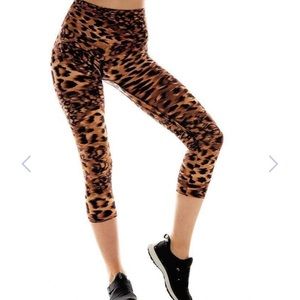 K Deer duchess Capri worn once small